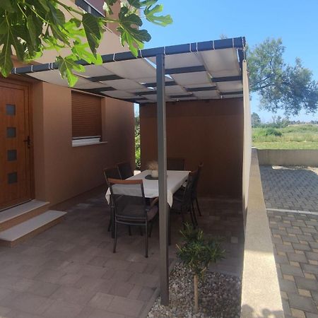 Apartments Oasis Nin Exterior foto